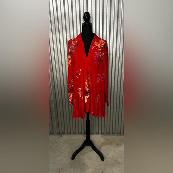 Free People Dresses & Skirts - Women’s Free People Red Floral Rayon Flow Designer Long Sleeve Dress Size Large